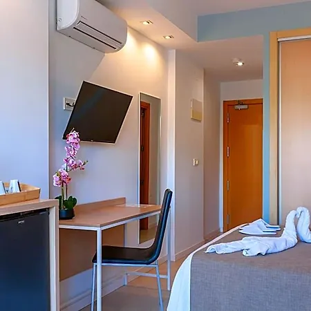 Hotel Golden 3*