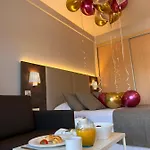 Golden Hotel 3*
