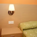 Hotel Golden 3*